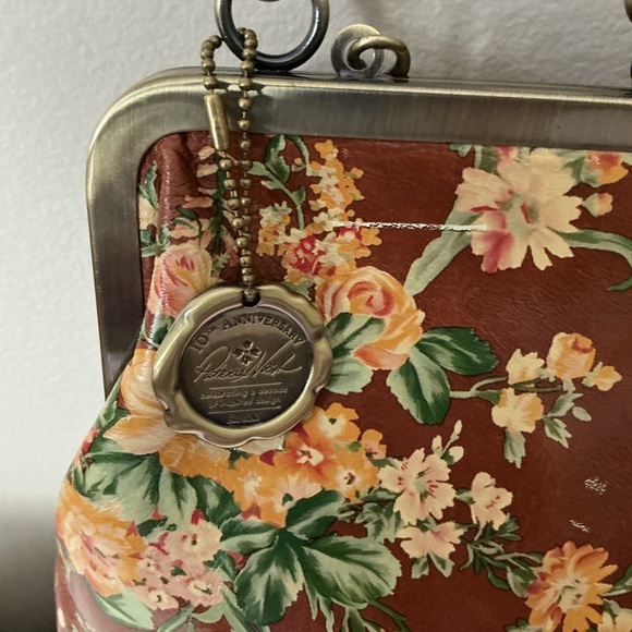 Patricia Nash Vintage Botanical Collection Crossbody Bag with Kiss Closure - Picture 4 of 7
